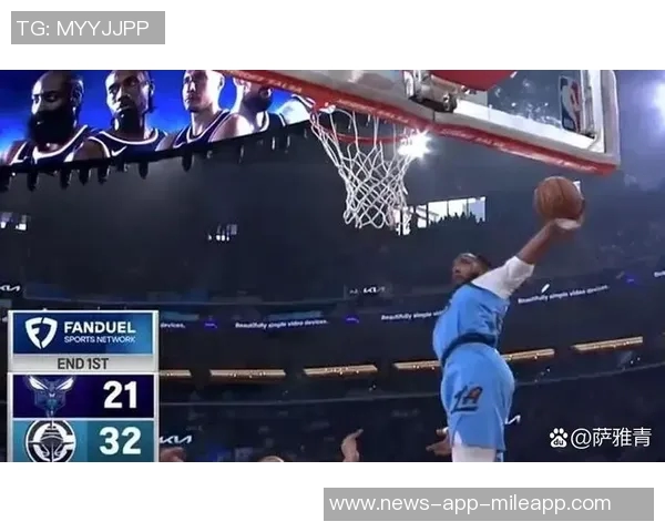 哈登首节表现抢眼轻松拿下11分3篮板2助攻正负值高达14 哈登首节表现抢眼轻松拿下11分3篮板2助攻正负值高达14