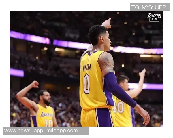 库兹马出手数全队最高却效率低下仅得18分3篮板2助攻表现令人失望